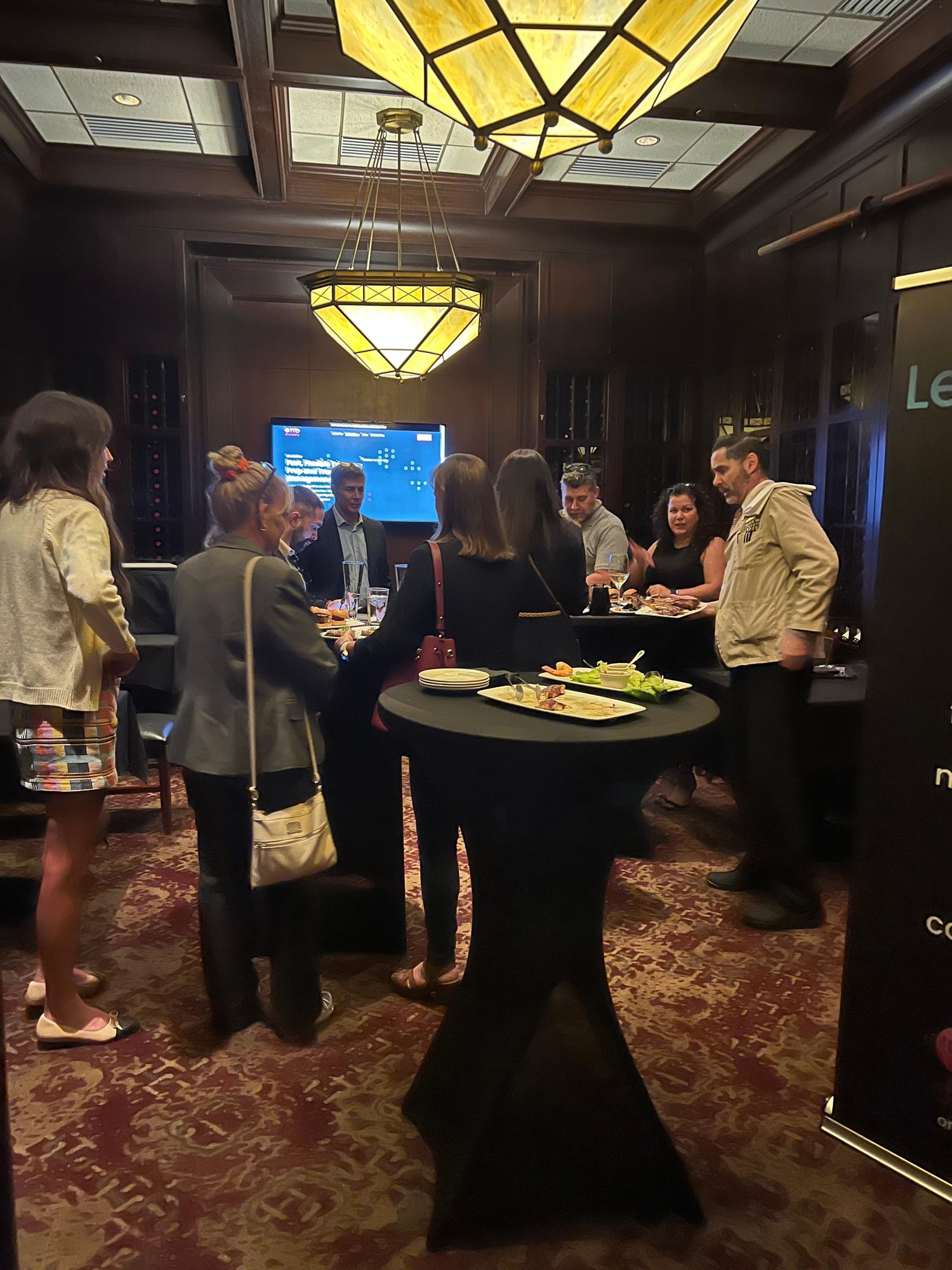 Miami dont use can see clients faces